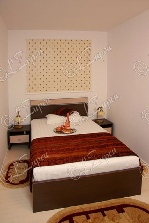 Hotel Royal 2 Urziceni 客房 照片